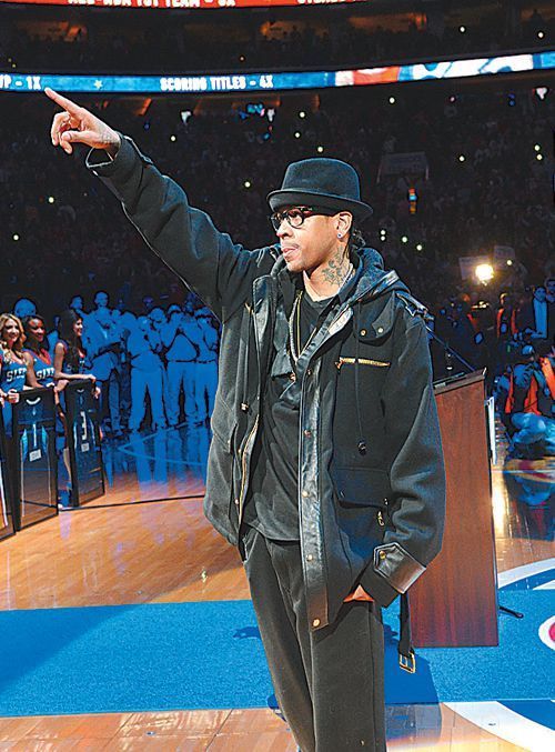 球员以三分 球员以三分